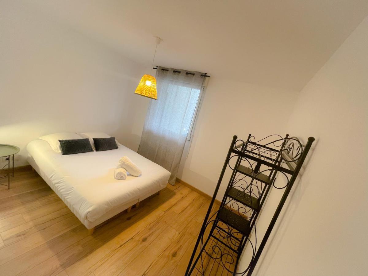 Appartement 2 Chambres Le Descartes Calais Eksteriør billede